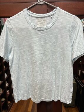 Faherty XS Light Blue Sunwashed Slub Tee